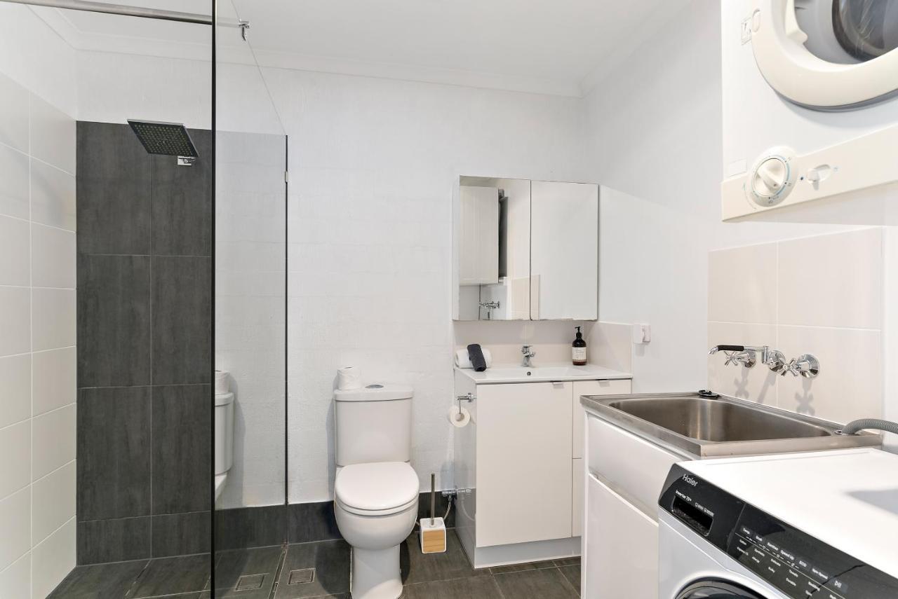 Stylish Townhouse, Private Courtyard Walk To Beach نوسافيل المظهر الخارجي الصورة